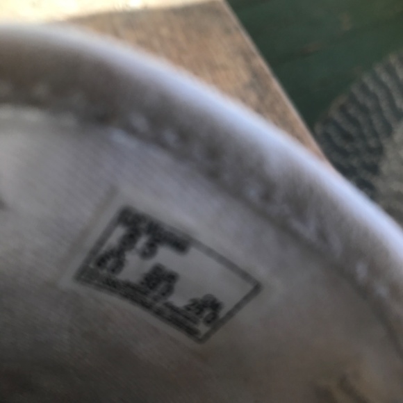 Vans Pearl with bows on back new pics update on listing - Picture 5 of 7